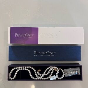 White Pearl Necklace